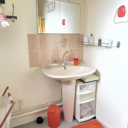 Maison De 3 Avec Terrasse A